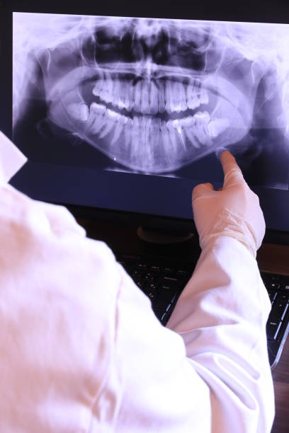 Best Dentist Open Late Near Me  in Maywood, IL
